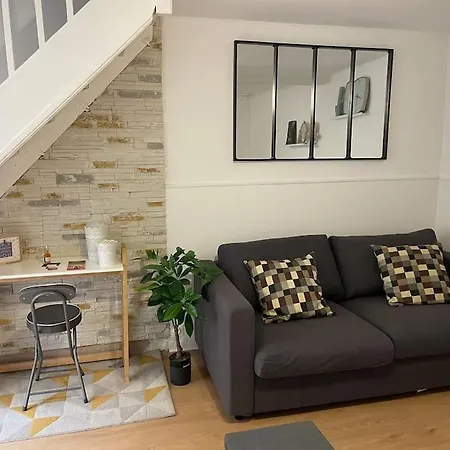 Maisonnette Individuelle En Plein Centre Cognac